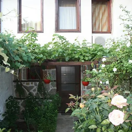 Todorova House